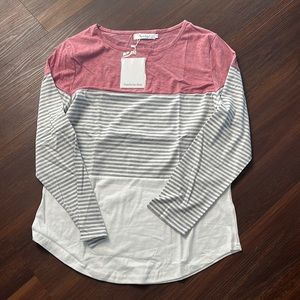 YunJey, womens long sleeve shirt pink & gray, small, new with tags